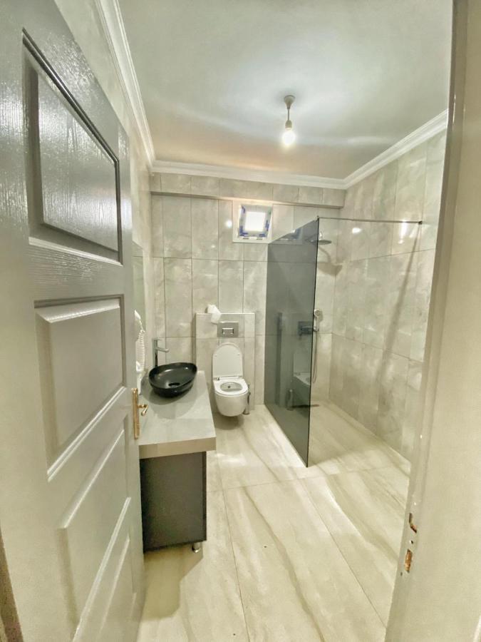 Deniz Hotel Kumburgaz Бююкчекмедже Экстерьер фото