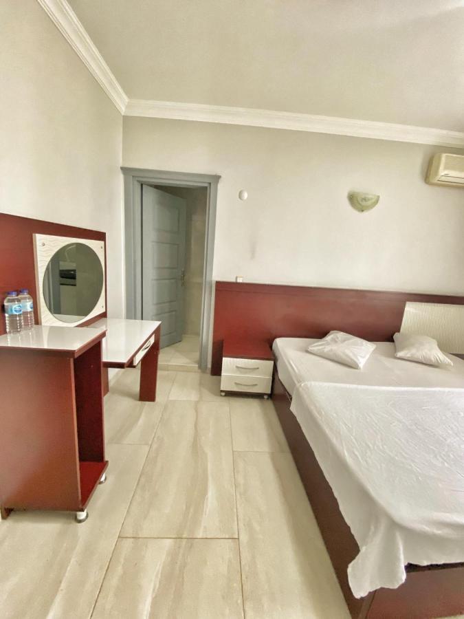 Deniz Hotel Kumburgaz Бююкчекмедже Экстерьер фото