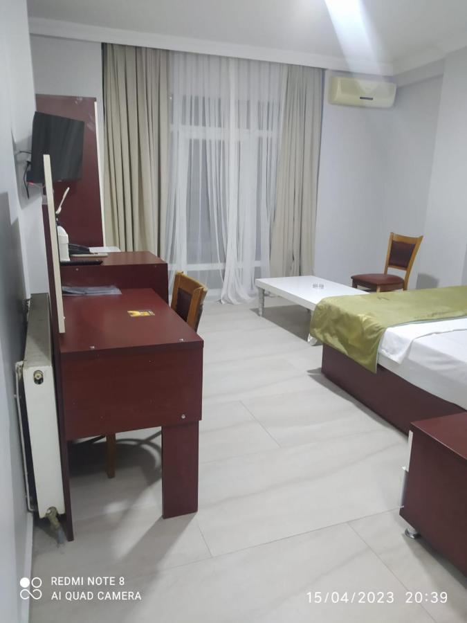 Deniz Hotel Kumburgaz Бююкчекмедже Экстерьер фото