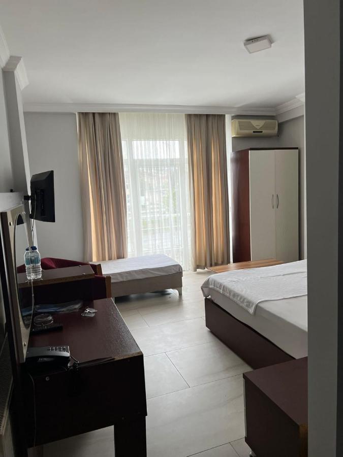 Deniz Hotel Kumburgaz Бююкчекмедже Экстерьер фото