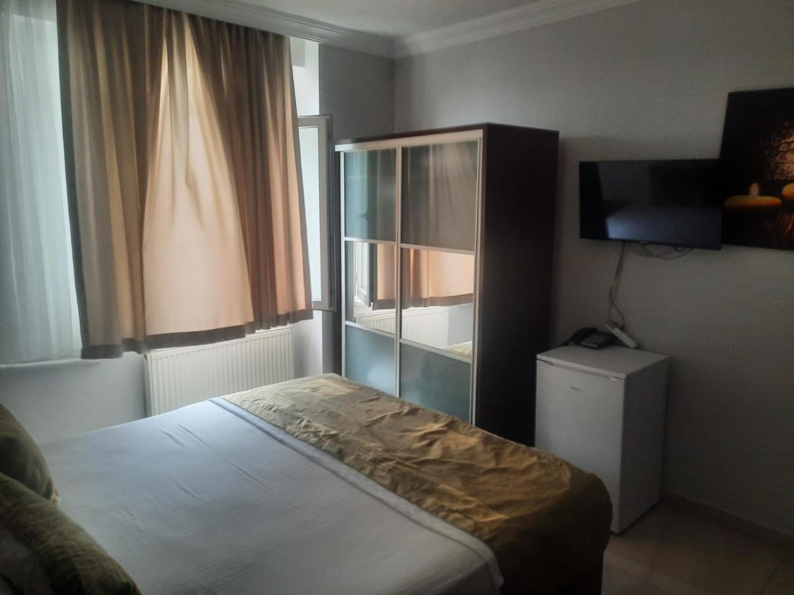 Deniz Hotel Kumburgaz Бююкчекмедже Экстерьер фото